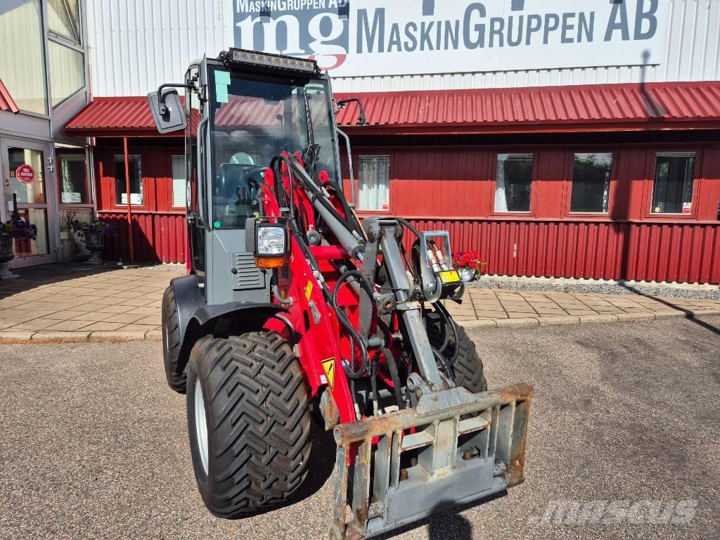 Weidemann 1160 Višenamjenski utovarivači