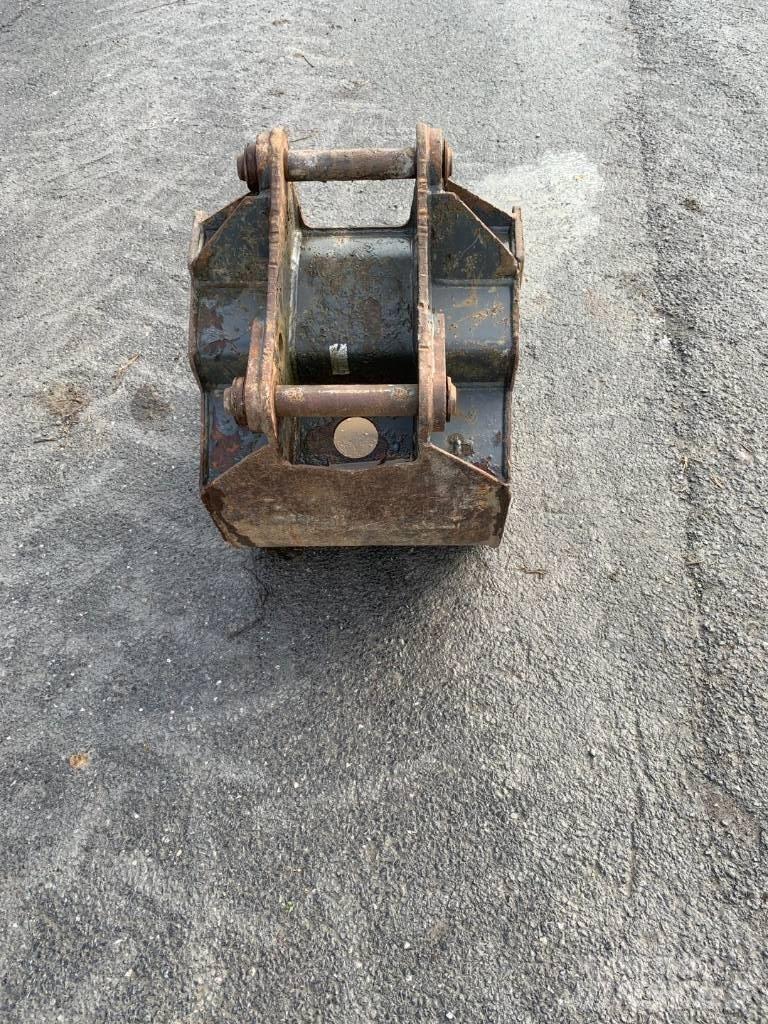 CNH GODET RETRO Ostali priključci i komponente