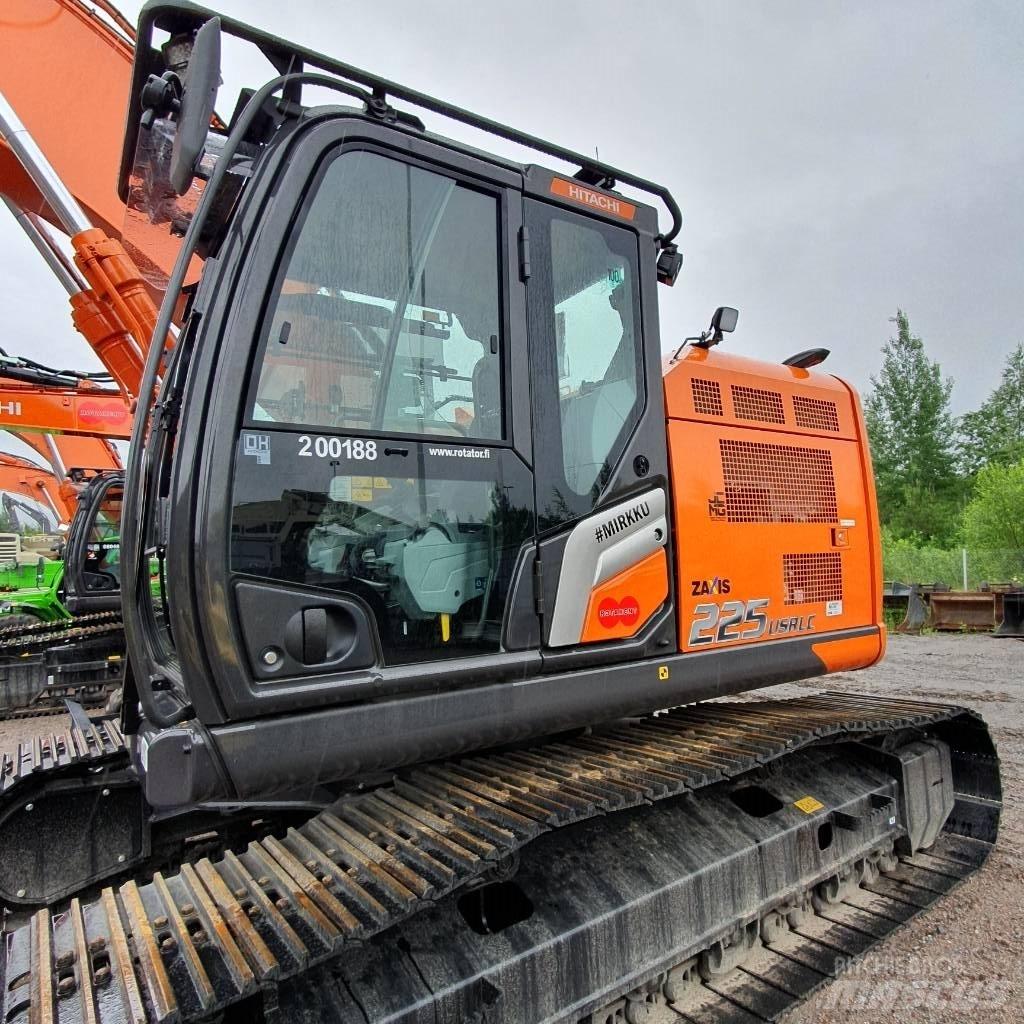 Hitachi ZX225USRLC-7 Bageri gusjeničari