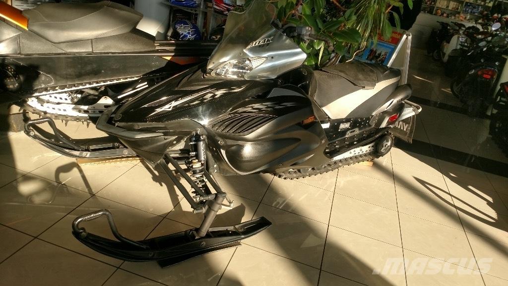 Yamaha Attack GT Motorne sanjke