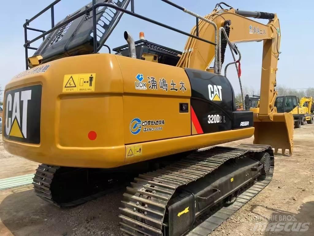 CAT 320D2 Bageri gusjeničari