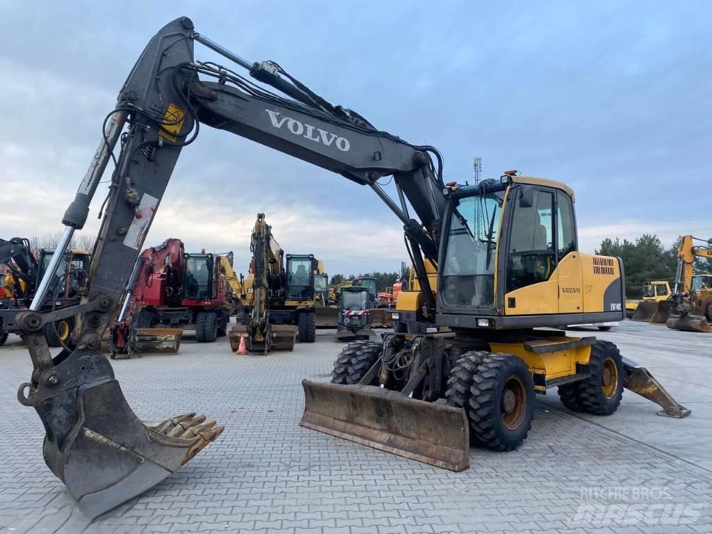Volvo EW 140 C Bageri na kotačima