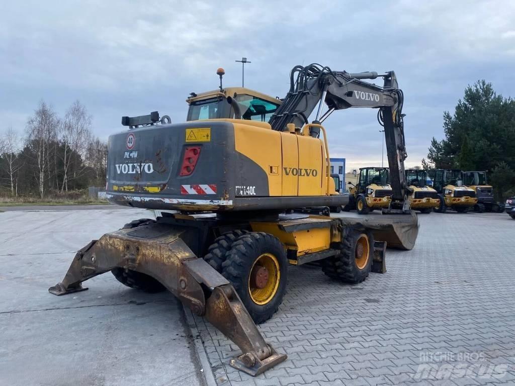 Volvo EW 140 C Bageri na kotačima
