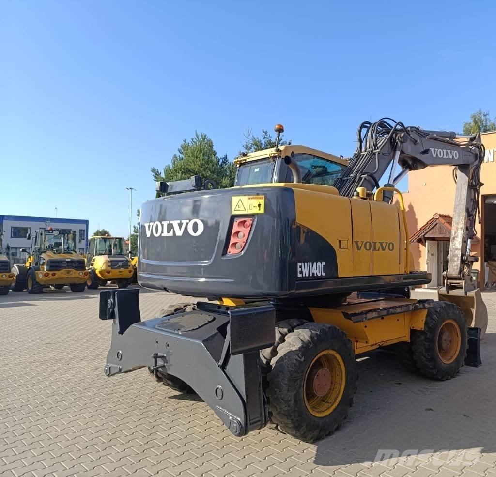 Volvo EW 140 C Bageri na kotačima