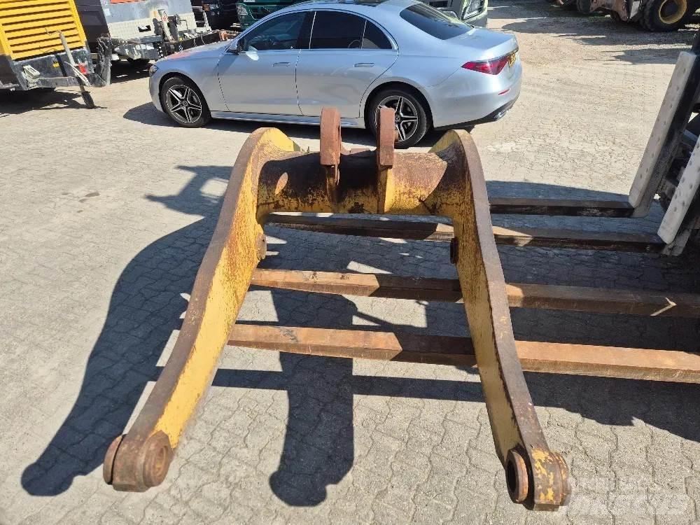 CAT 966G Utovarivači na kotačima