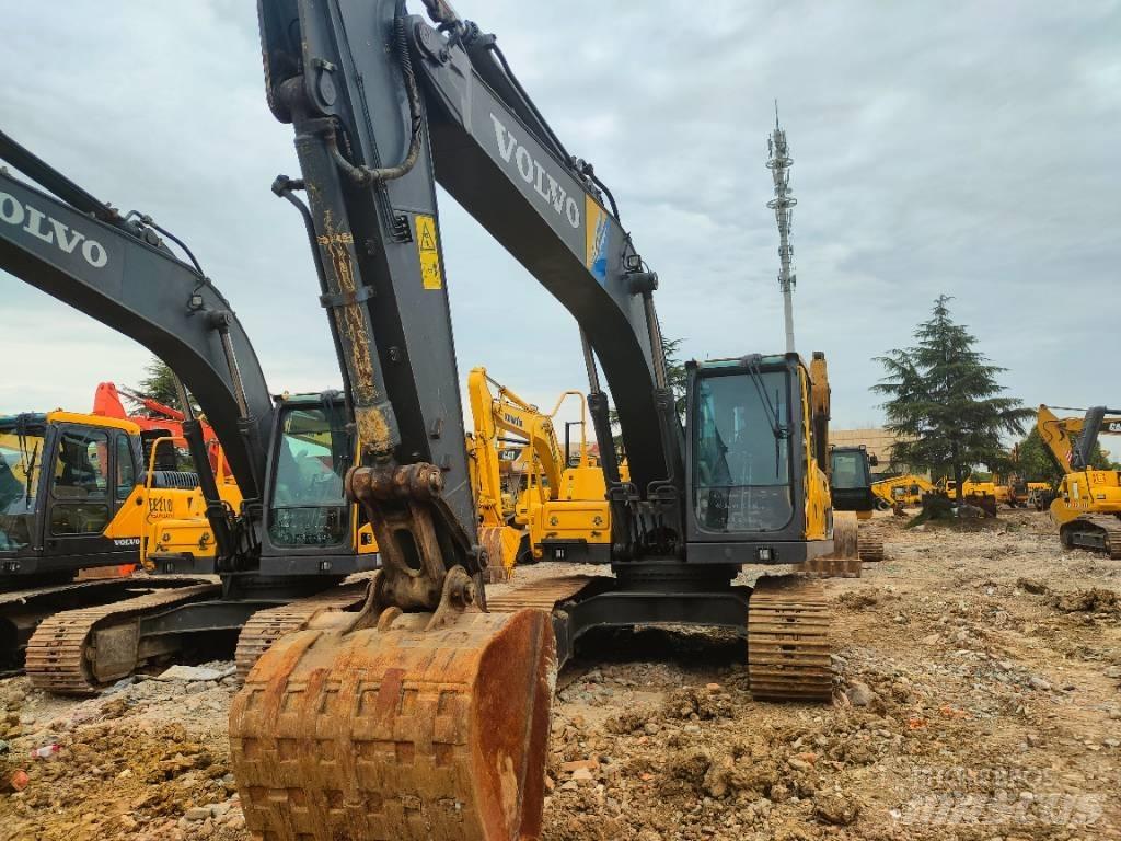 Volvo EC220D Bageri gusjeničari