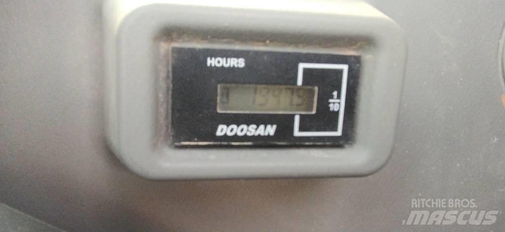 Doosan DX235LCR-5 Bageri gusjeničari