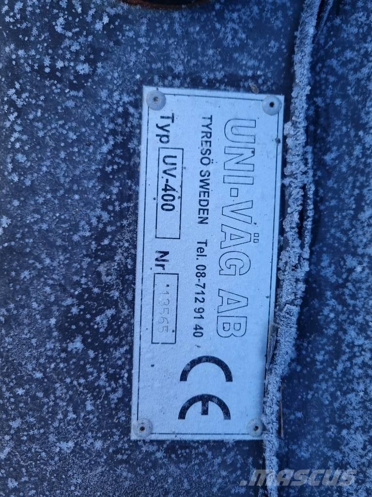 Uni-väg UV-400 Ratraci