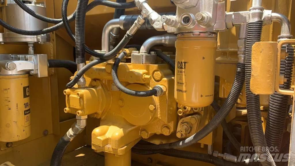 CAT 320D Bageri gusjeničari