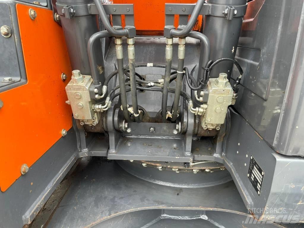 Doosan DX 140 LCR Bageri gusjeničari