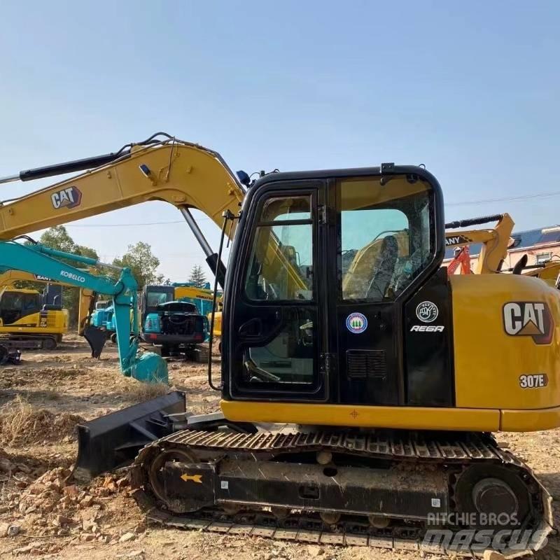 CAT 307 Bageri gusjeničari