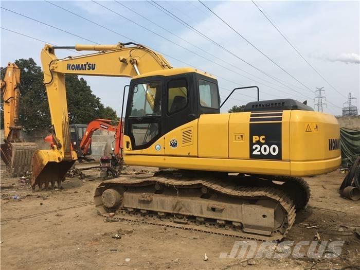 Komatsu PC 200-7 Bageri gusjeničari