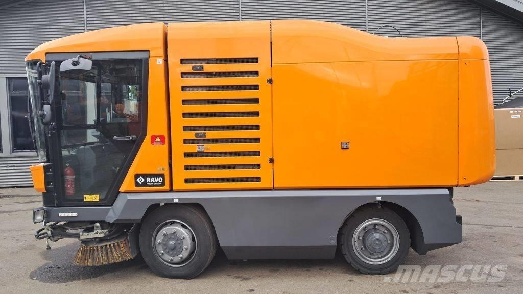 Ravo 540 CD Strojevi za metenje