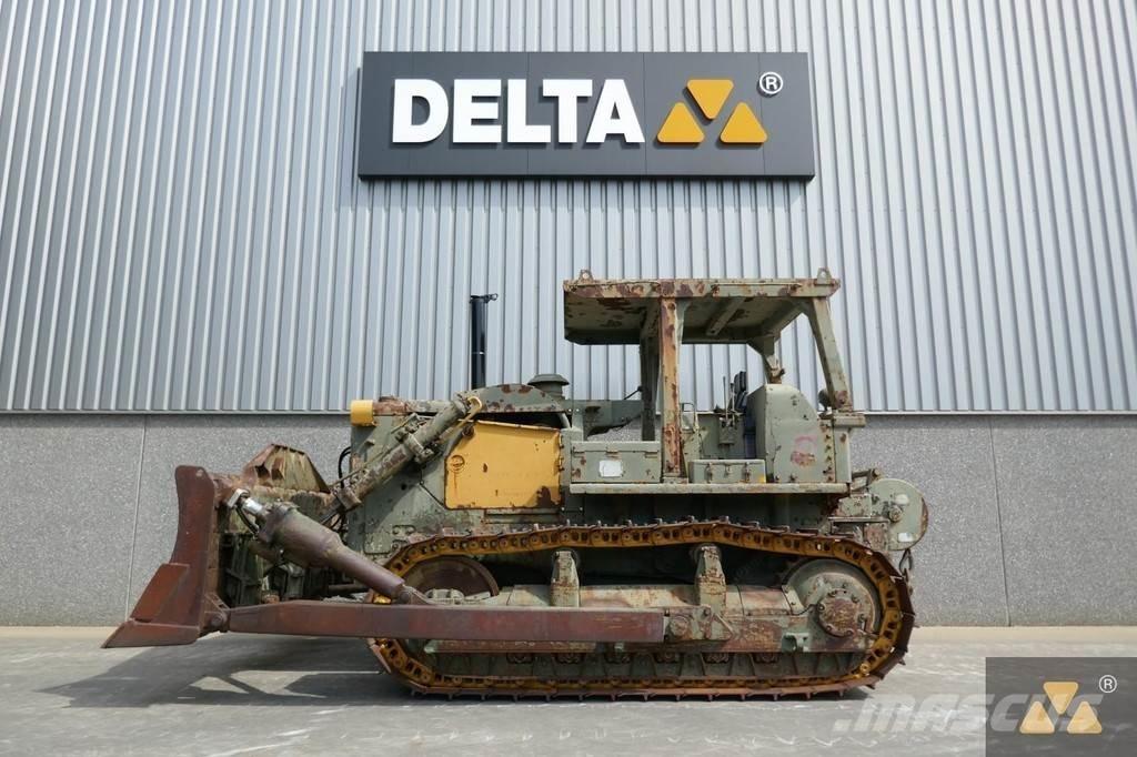 CAT D7F Ex-army Buldožeri gusjeničari