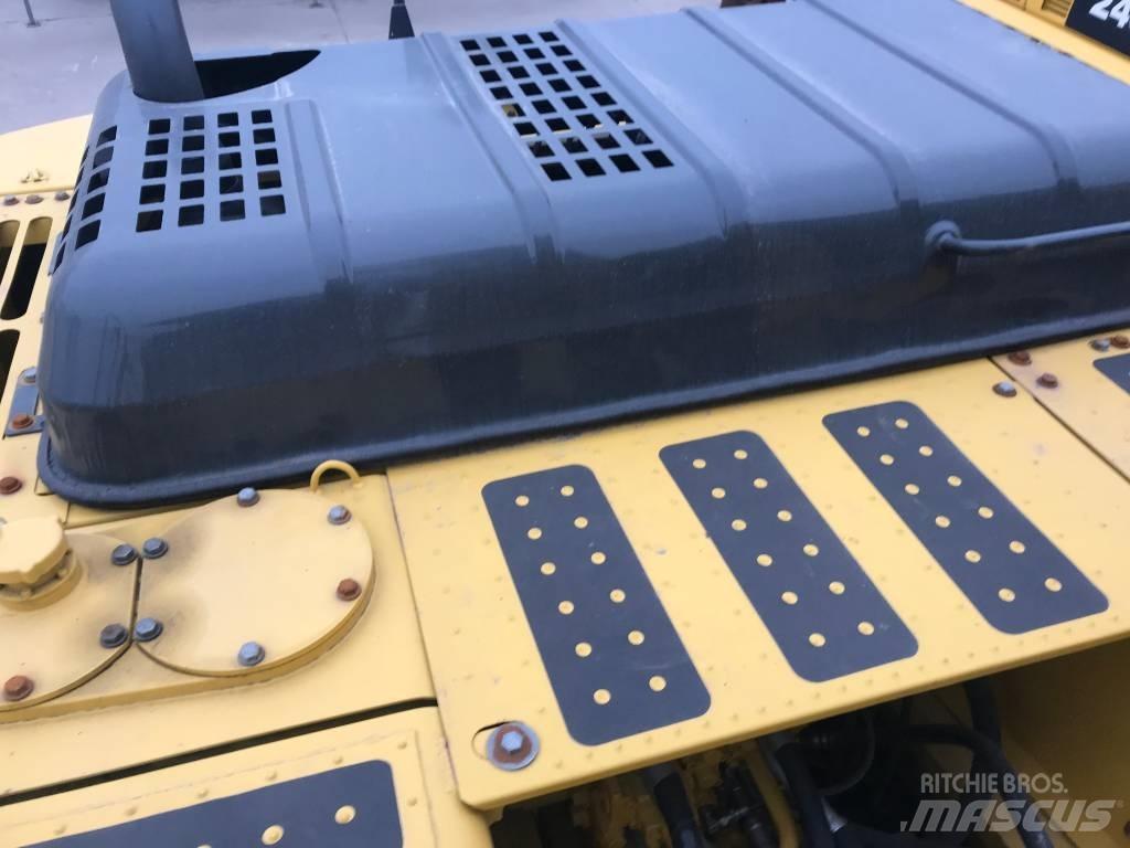 Komatsu PC 220-8 Bageri gusjeničari