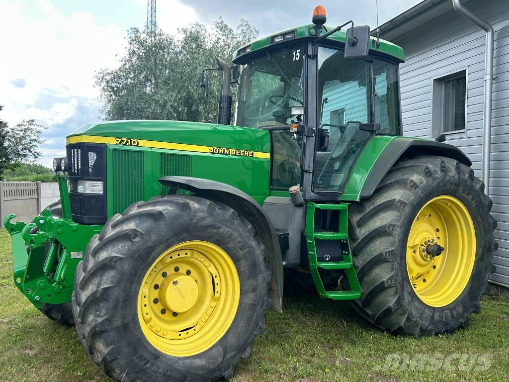 John Deere 7710 PQ Traktori