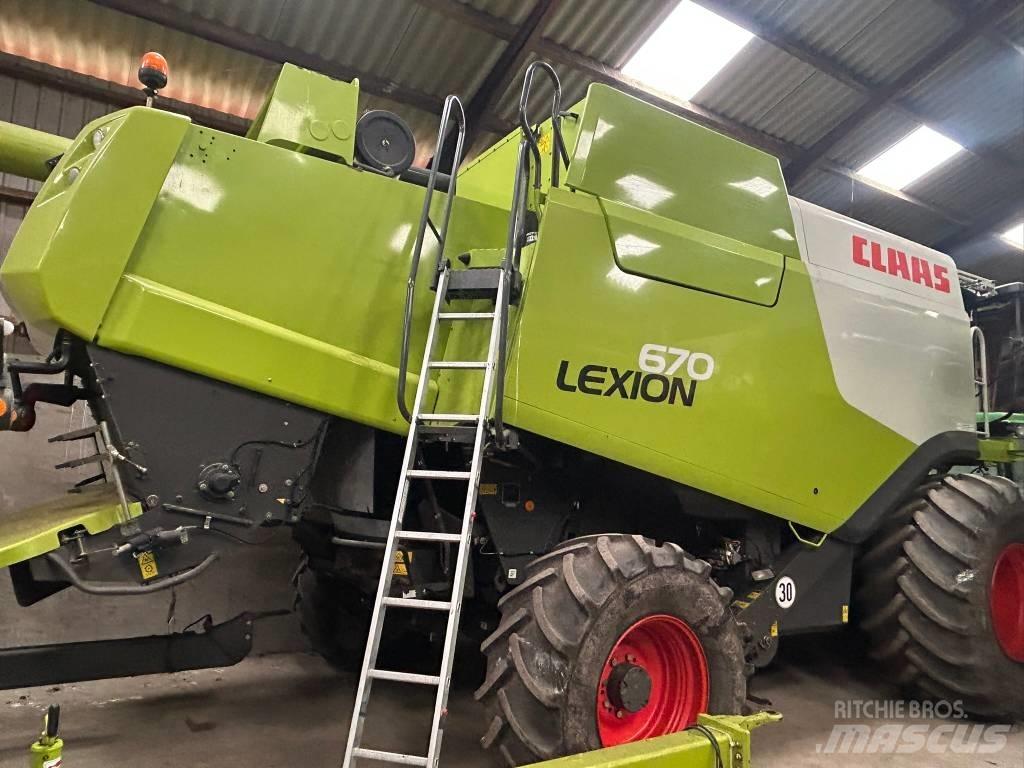 CLAAS Lexion 670 Kombajni