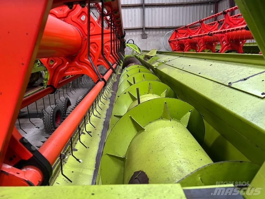 CLAAS Lexion 670 Kombajni