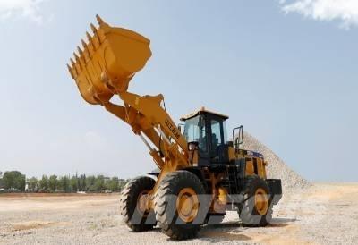 CAT 668D Utovarivači na kotačima