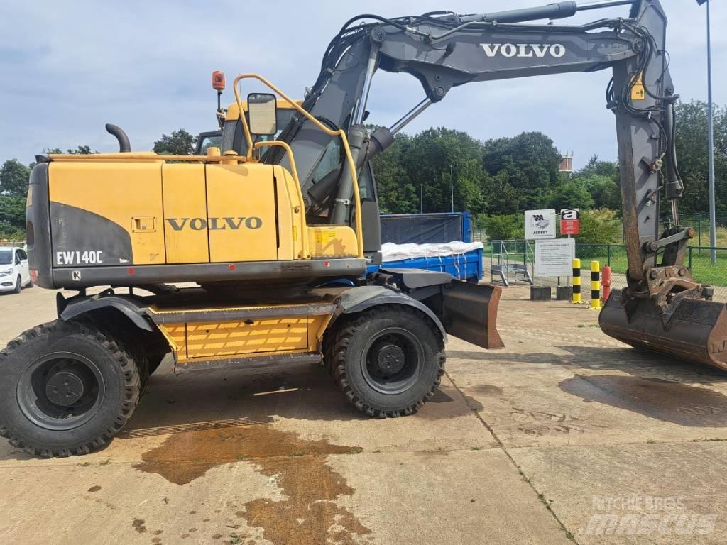 Volvo EW 140 C Bageri na kotačima
