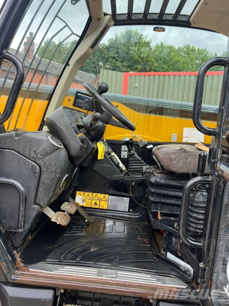 JCB 535-125 Hiviz Teleskopski viličari