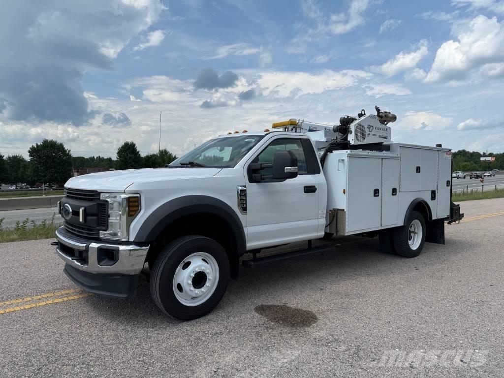 Ford F 550 Kiperi