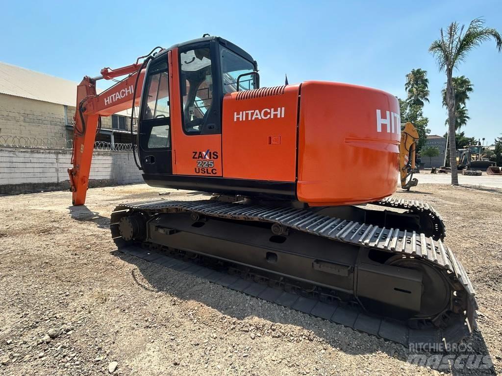 Hitachi ZX 225 Bageri gusjeničari