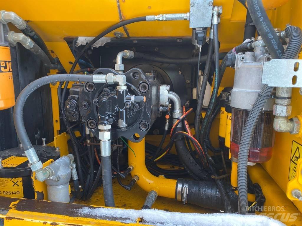JCB JS 290 LC Bageri gusjeničari