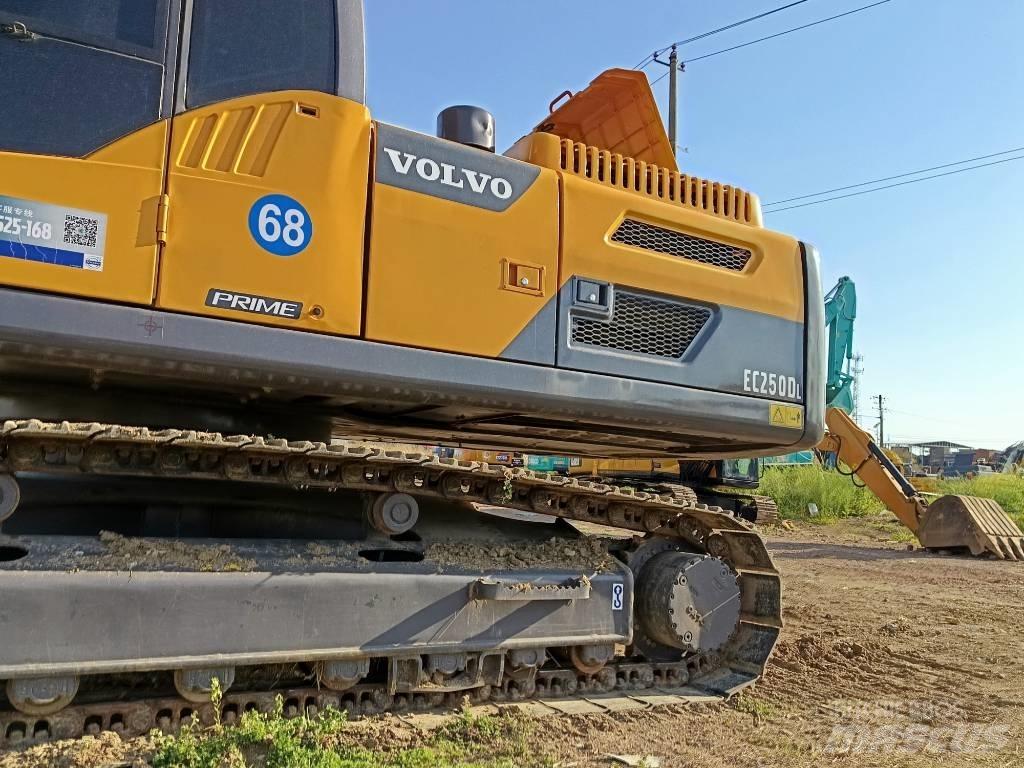 Volvo EC 250 Bageri gusjeničari