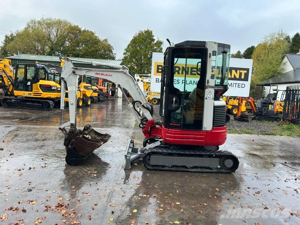 Takeuchi TB 23 R Mini bageri <7t