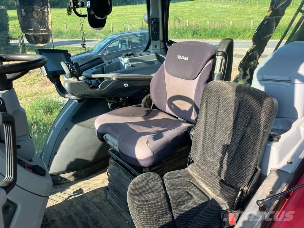 Valtra N134 DIRECT Traktori