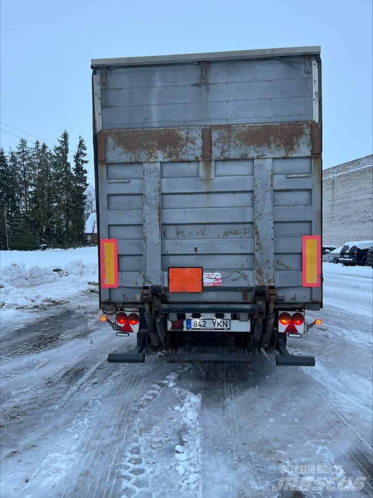 Krone Madel SD Poluprikolice sa ceradom