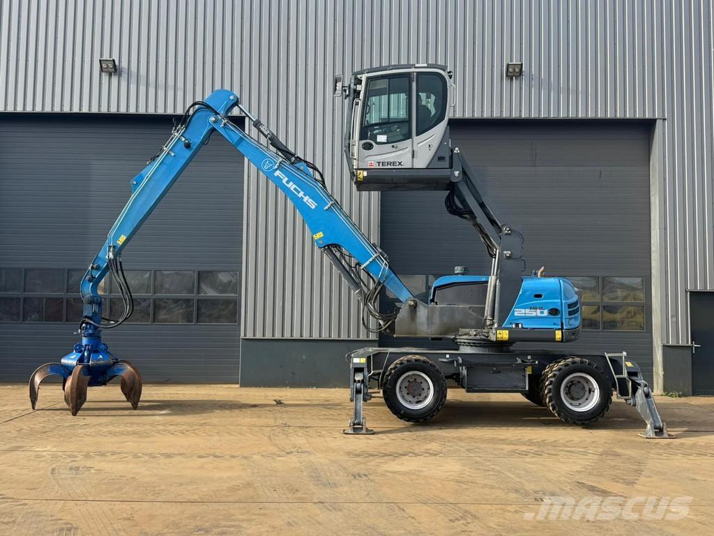 Fuchs MHL 250 Bageri za manipuliranje materijalom / otpadom