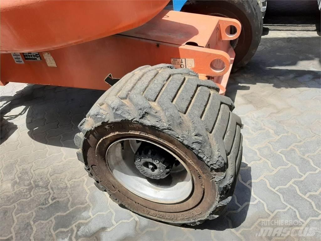 JLG 450AJ Zglobne podizne platforme