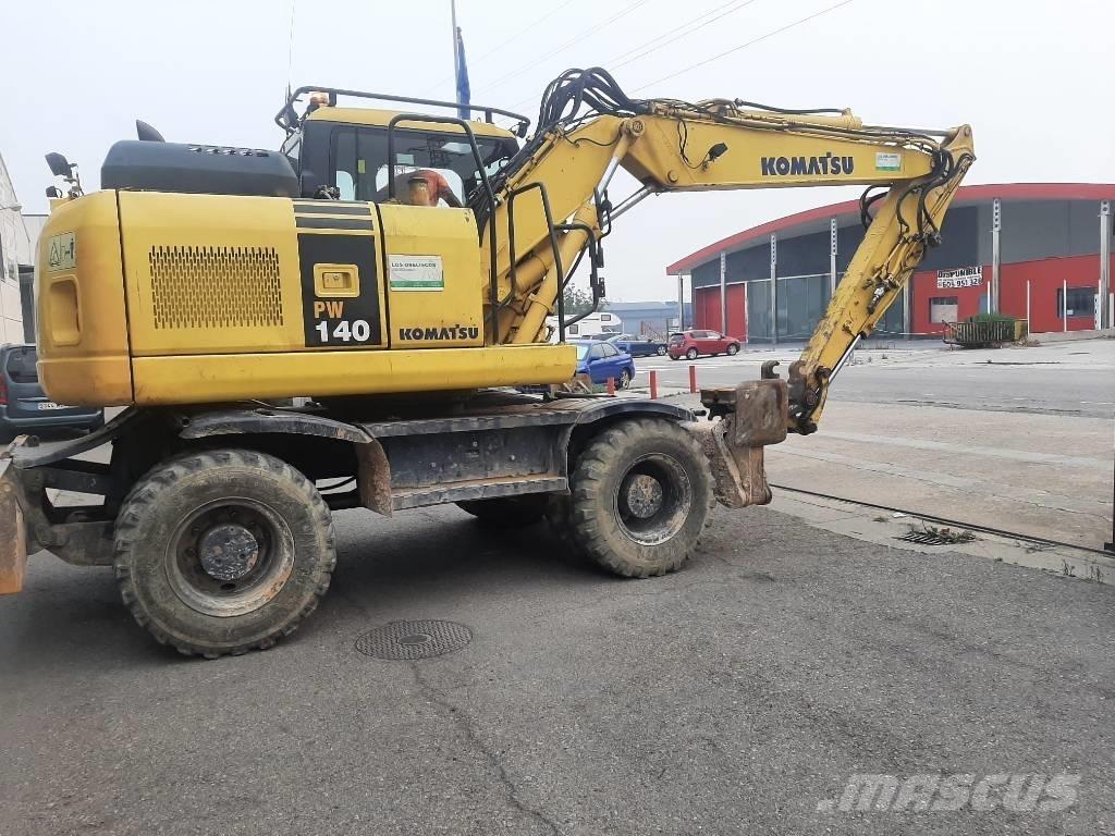 Komatsu PW 140-7 Bageri na kotačima