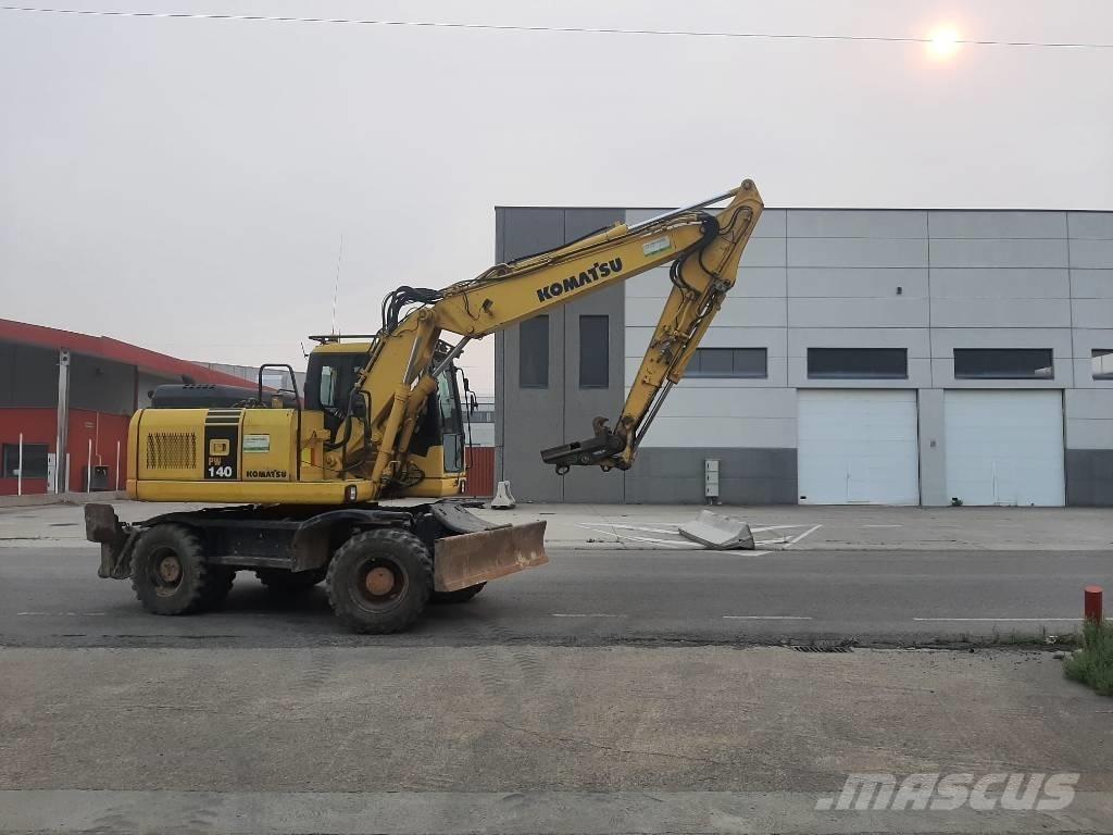Komatsu PW 140-7 Bageri na kotačima