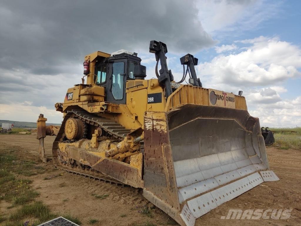 CAT D 9 R Buldožeri gusjeničari
