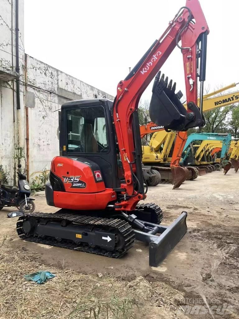 Kubota U35 Mini bageri <7t