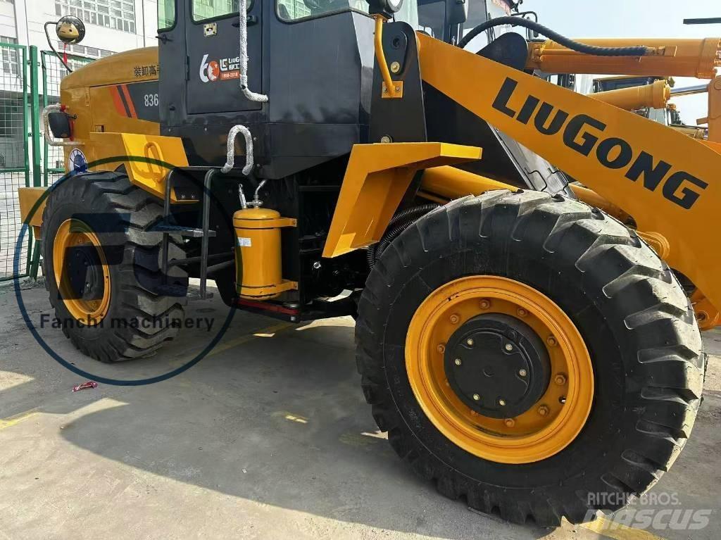 LiuGong 835 Bageri gusjeničari