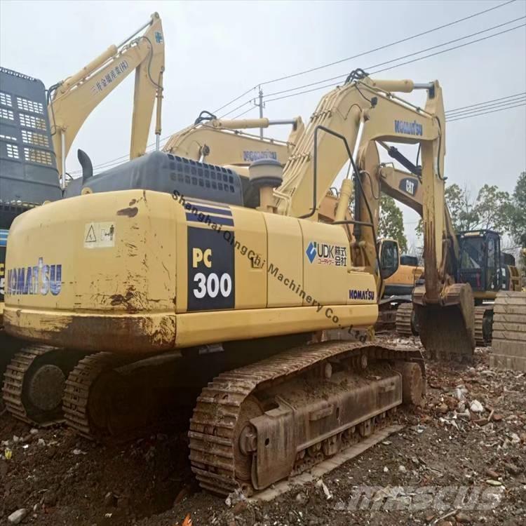 Komatsu 300 Bageri gusjeničari