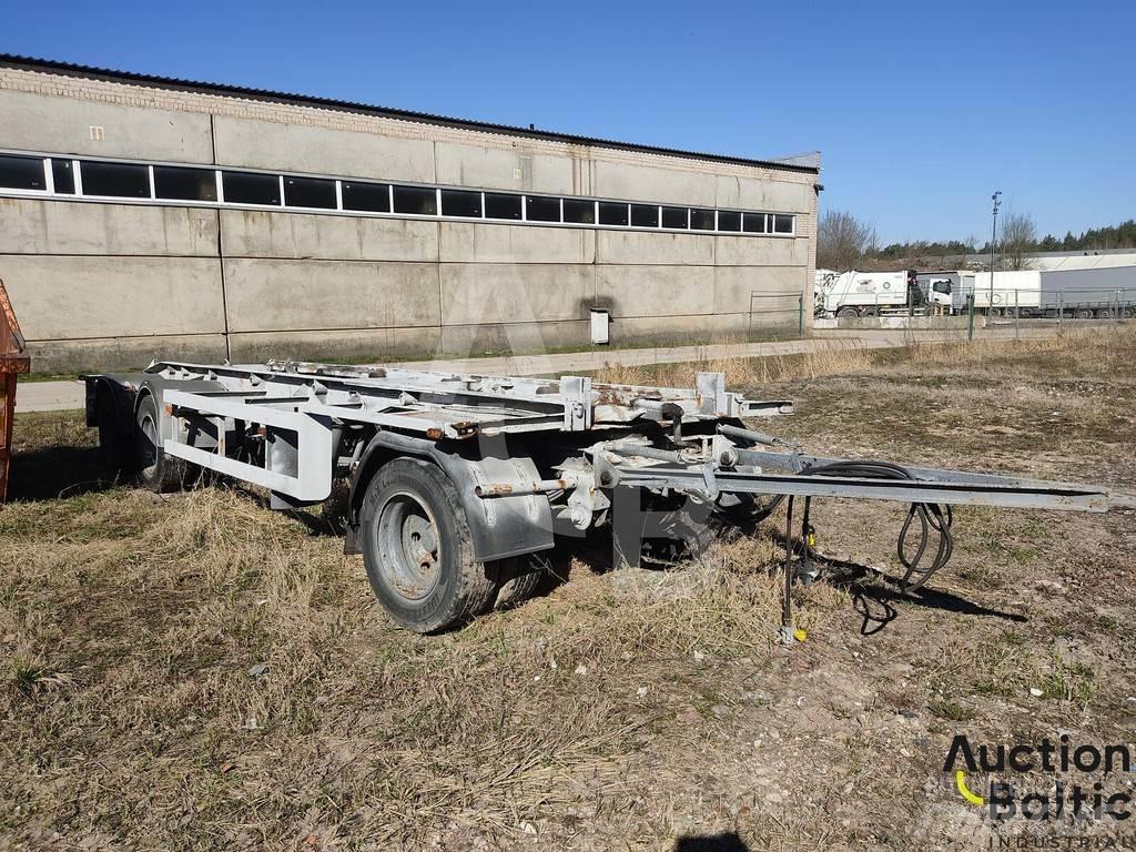GS AC2800 Poluprikolice sa ceradom