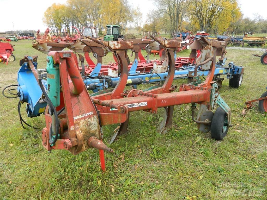 Kverneland 3 Plugovi okretači