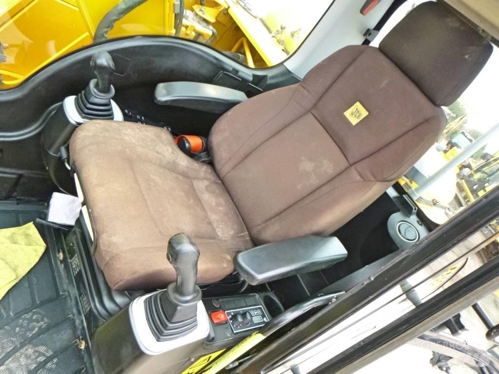 JCB JS 130 LC Bageri gusjeničari