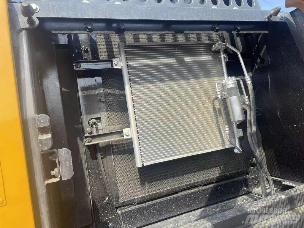 Volvo EC 210 Bageri gusjeničari