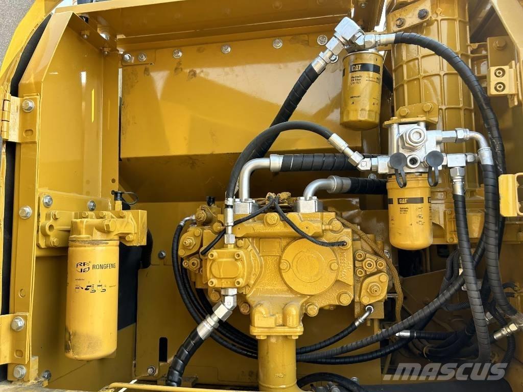 CAT 320 D L Bageri gusjeničari