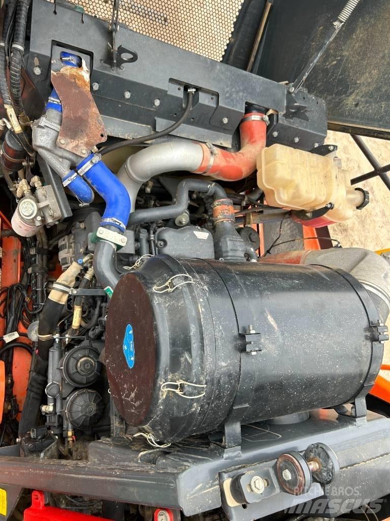 Doosan DA 30 Zglobni demperi
