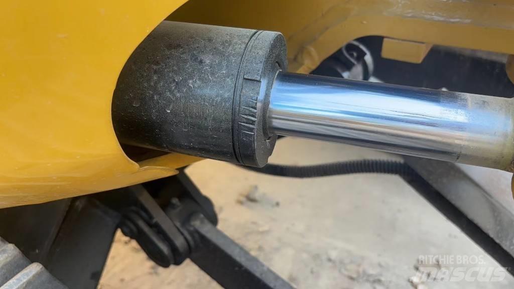 CAT 303.5 Mini bageri <7t