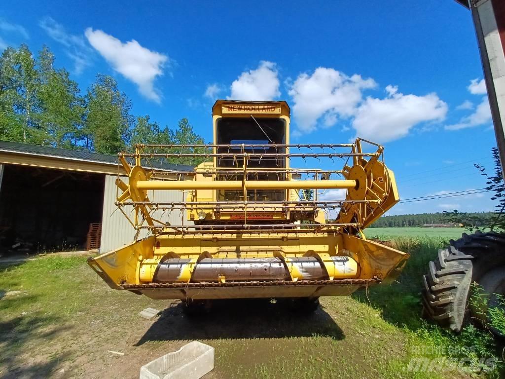New Holland 8030 Kombajni