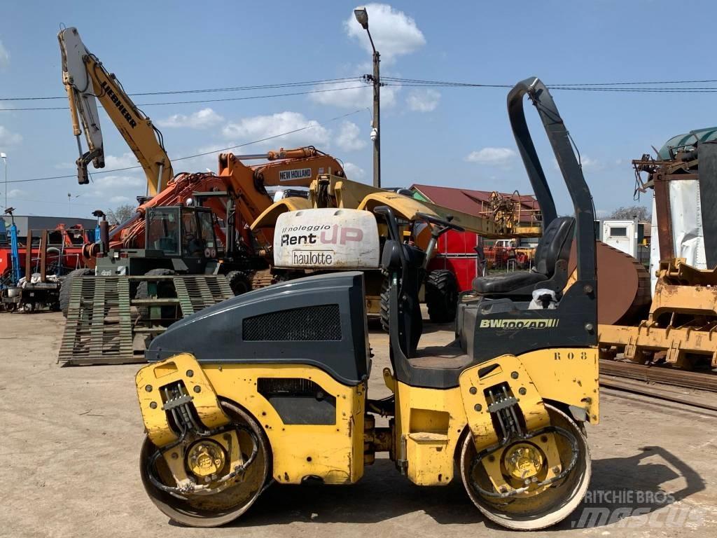 Bomag BW 100 AD-4 Valjci sa dvojnim bubnjem