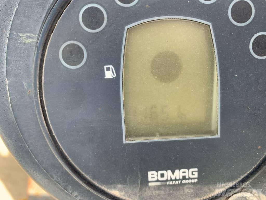 Bomag BW 100 AD-4 Valjci sa dvojnim bubnjem
